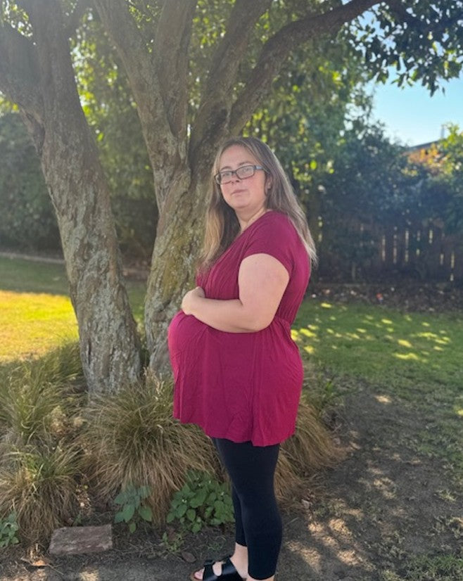 Bailey Maternity & Breastfeeding Top - Red