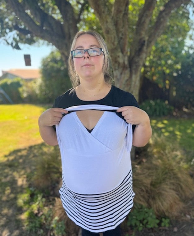 Chelsea Maternity & Breastfeeding Tee - Black & White