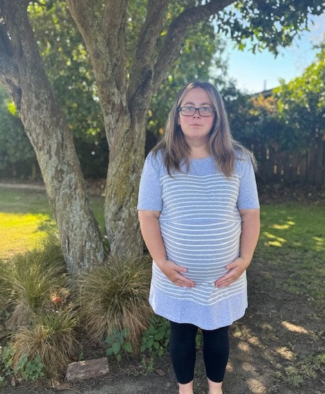 Shannon Maternity & Breastfeeding Tee - Grey