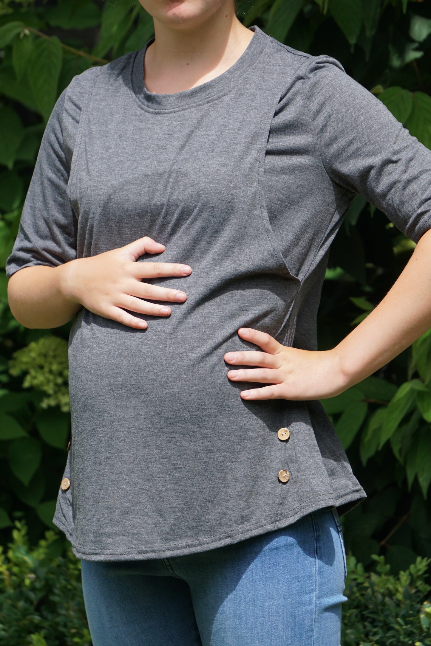 Maia Maternity & Breastfeeding Tee - Grey