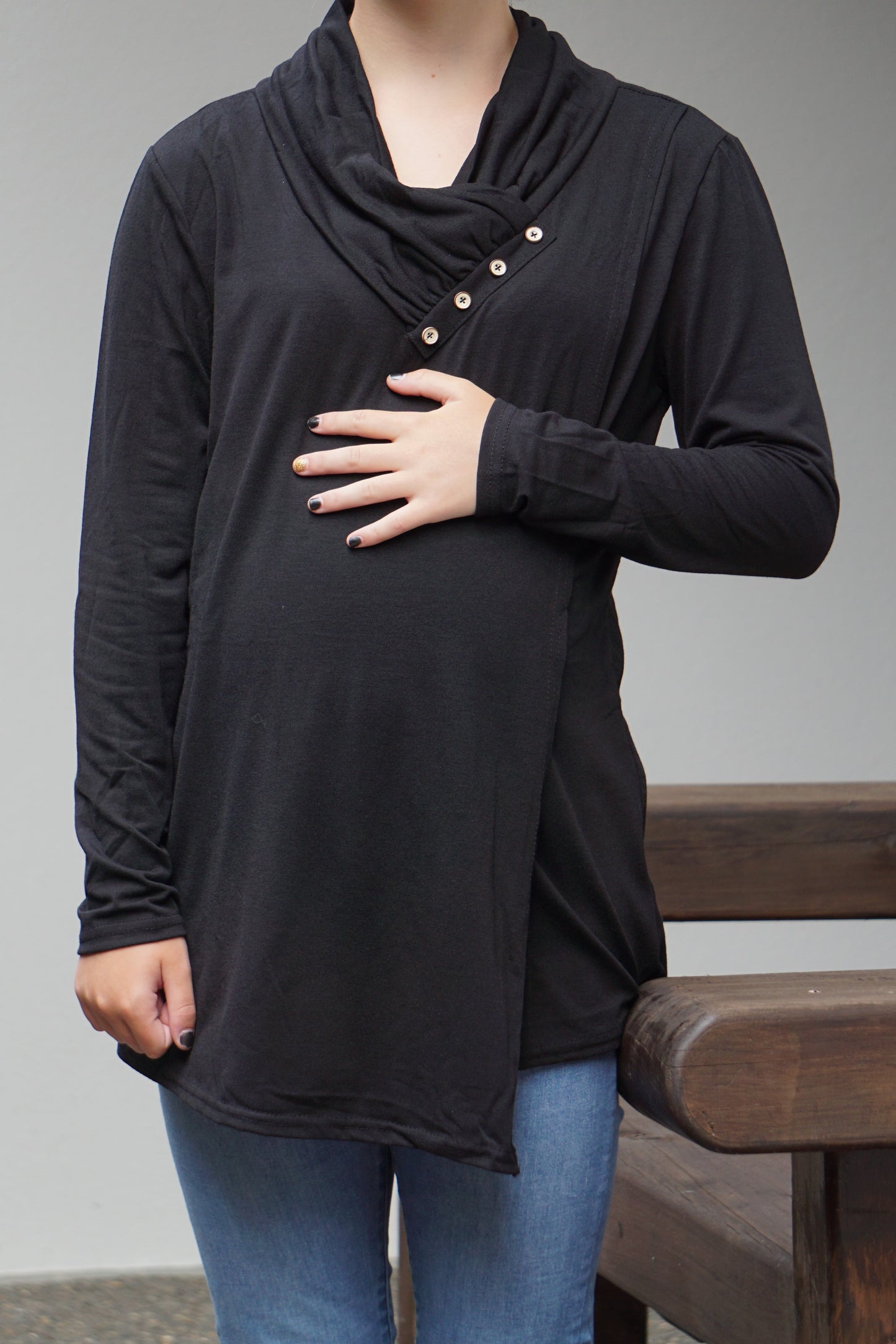 Tess Long Sleeved Maternity & Breastfeeding Tunic - Black