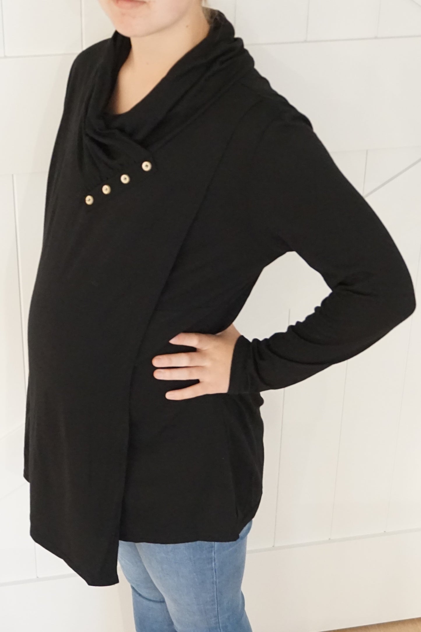 Tess Long Sleeved Maternity & Breastfeeding Tunic - Black