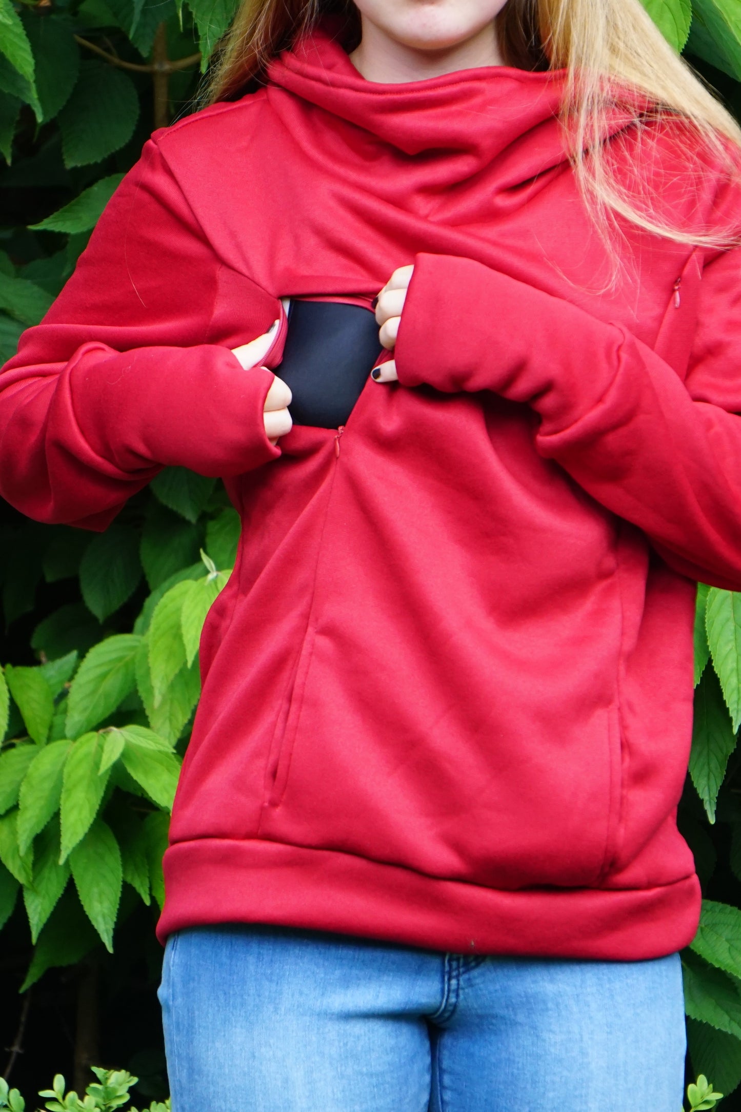Zoey Maternity & Breastfeeding Fleece Hoodie - Red